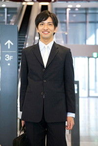 �]�E��]�̒j��